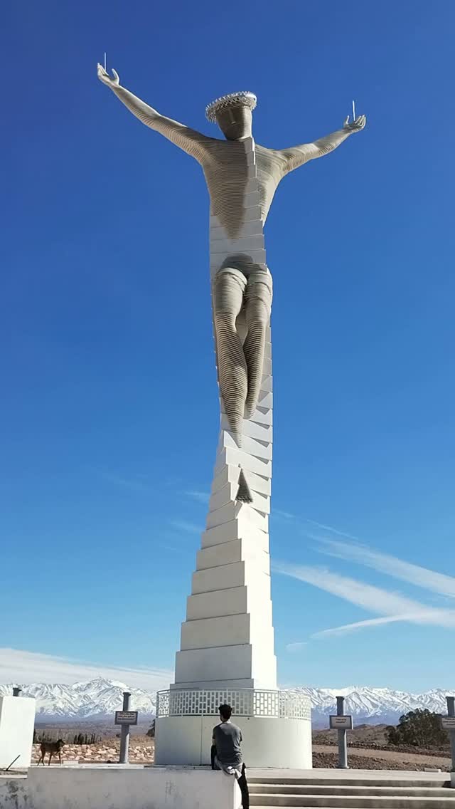Un momento de quietud en la montaña
